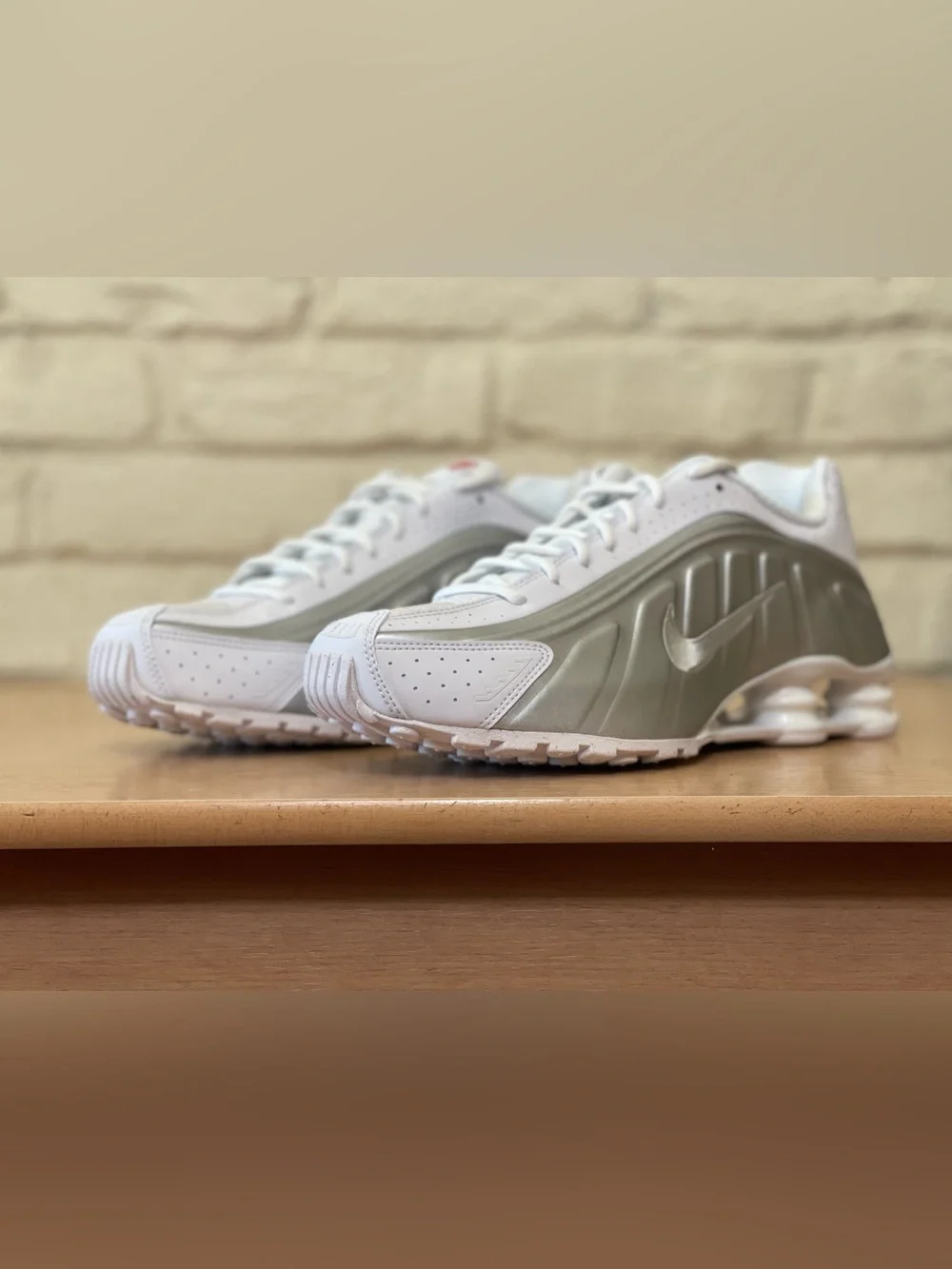 Nike shox r4